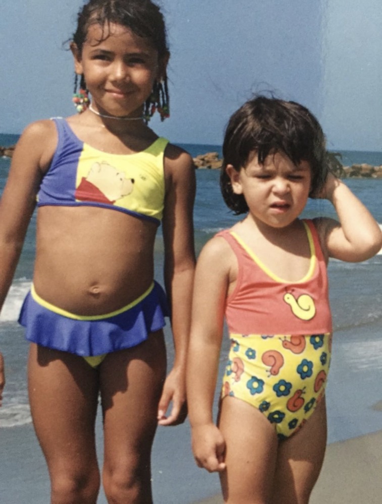Marce y Andre de pequeñas